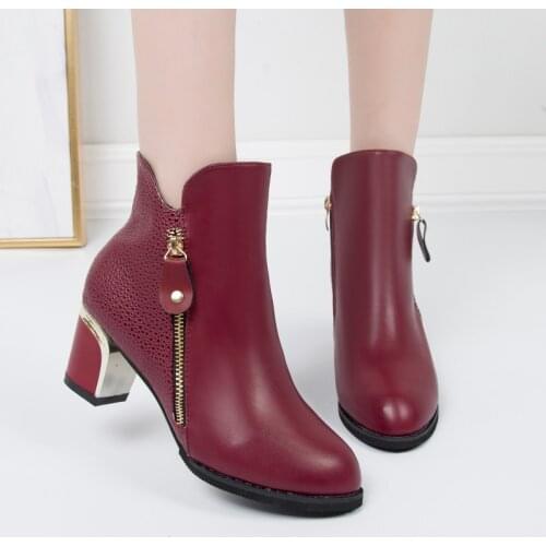 New Vogue Winter Boots Female Shoes Woman Leather Zipper Women Boots Square High Heels Short Ankle Boots Plus Size Botas Mujer