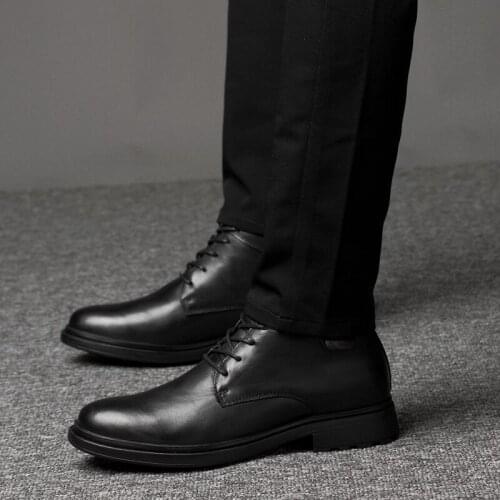 2021 Men Leather Business Shoes Retro Comfortable High Quality Casual Sneakers Men fashion Leather Dress Handmade Shoes