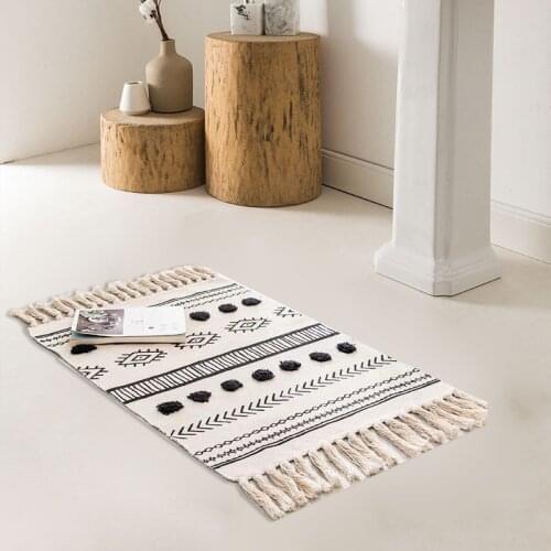 Nordic Cotton And Linen Floor Mats Three-dimensional Tufted Simple Ethnic Bedroom Bedside Living Room Tassel Carpet Rug