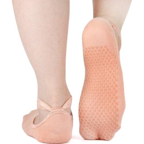 Yoga Socks for Extra Grip Yoga Socks Ballet Cross Straps Backless Pilates Socks Professional Non-Slip Sports Foot Boat Socks