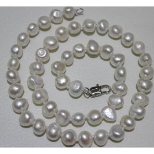 New 8-9mm white baroque freshwater cultured pearl Necklace 18"