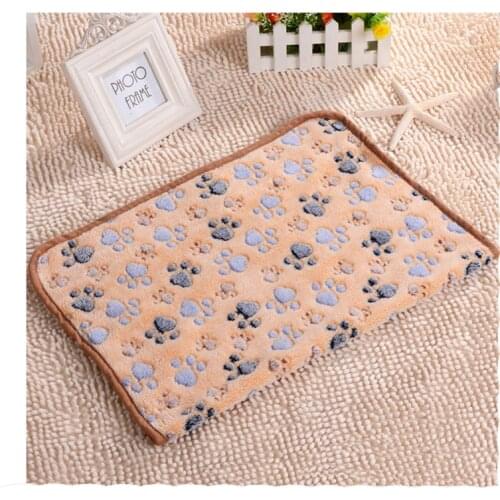 FREE shipping Pet cut paw print Blankets soft fleece fabric Sleeping Blanket pet supplies 1 piece pink brown