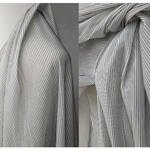 Pleated three-dimensional black and white air layer vertical line texture designer creative fabric