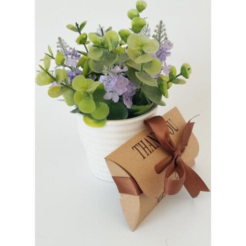 10 pcs/lot Laser Hollow Pillow Shape Wedding Party Favors Chocolate Candy Box For Guests paper Gift Box Packaging