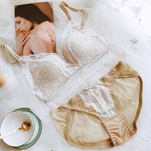 No rims lace underwear womens small breasts gather up to prevent sagging, breast milk adjustment type beautiful back bra set