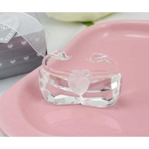 100pcs/Lot Wedding Party Giveaways Crystal Kissing Swans Birthday Souvenir Crystal Swan Baby Christening Gift SN578