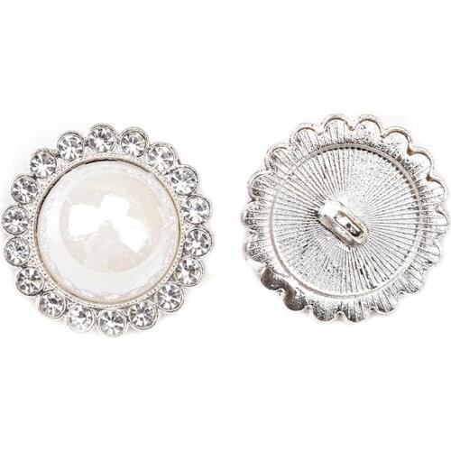 2Cm Round Pearl Rhinestone Buckle Flower Button Small Fragrance Coat Shoes Bags Brooches Sew On Alloy Accessories Diy Decoration