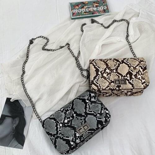 Snake Print Chain Crossbody Bags for Women Women Serpentine Messenger Bag Small Square Shoulder Bags Pu Leather