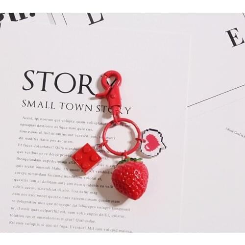 New Fashion Red Creative Keychain Ins Cute Strawberry Bag Pendant Jewelry Cartoon Bag Pendant Love Accessories Women Gift