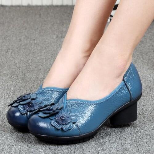 Ladies casual shoes Ladies genuine leather flat comfortable casual shoes Spring ladies casual shoes