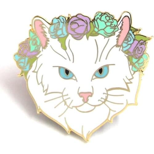 Kawaii Pretty White Cat Hard Enamel Pin Cute Cartoon Kitty Flower Crown Golden Medal Brooch Accessories Fashion Jewelry Gift