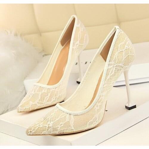 Woman High Heel Pumps Lace Material Pointed Toe Hollow Breathable Shallow Ladies Shoes Slip On Sexy Lace Party Dress Pumps