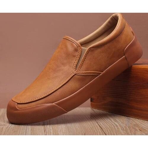 NewFashion Leather Men Shoes Casual Flat Men Shoes Waterproof Breathable Loafers Men High Quality Moccasins Comfortable Hot Sale