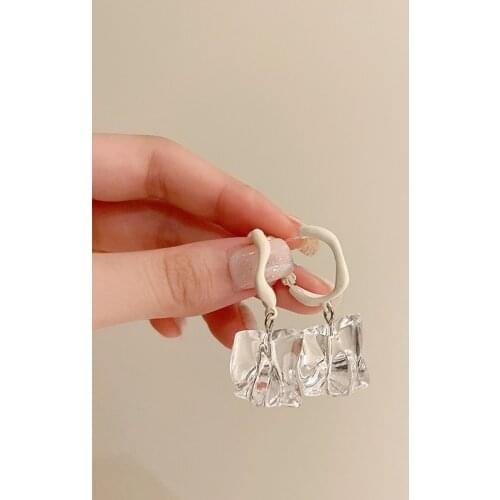 Pop Fashion Irregular Transparent Acrylic Earrings Ins Style Baroque Minority Design Female Accessories