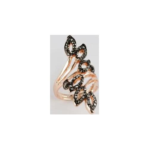 Leaf FigürlüTaşlı Ring