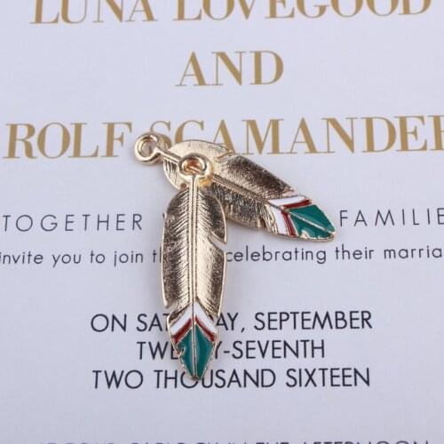 10pcs Feather Enamel Charms DIY Jewelry Accessories Golden Leaves Drop Oil Alloy Pendant Bracelets Indian Feather Floating YZ090