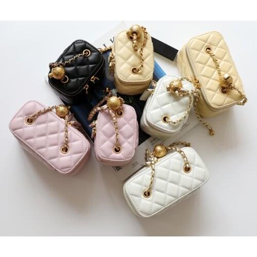 Luxury brand 2021 New Sheepskin Womens Hand-Held Shoulder Bag Mechanical Style Fashion Leisure Flap Brand Design