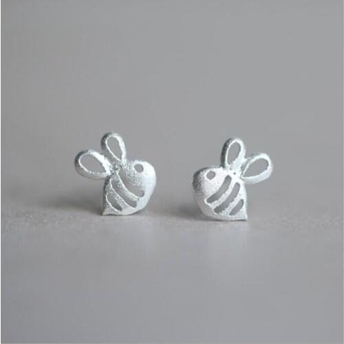 INS 925 Sterling Silver Stud Earrings Hot Sale Honey Bees Earrings Cute Charm Hollow Fashion Jewelry for Women Earrings SE084