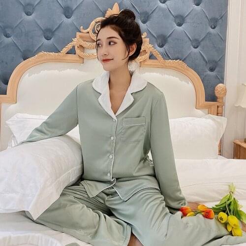 Plush Silk Pajamas Women Winter Home Clothes Coral Fleece Warm Pajamas for Couples Korean Sleepwear
