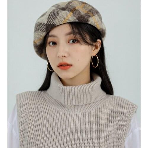 2021 New Womens hat bts Womens Mens retro cap beret from angora for women Wool Beret classic Plaid Beret Beret Hats for women