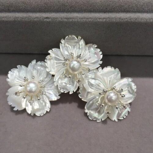 Natural sea shell flower brooch pins fashion women jewelry 3 flowers white color free shipping smart