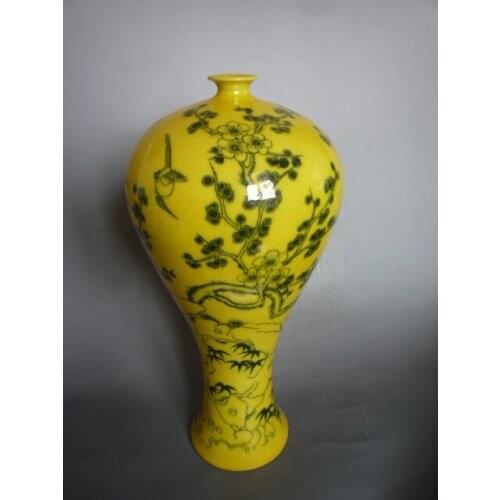 Rare Qianlong (1711-1799)Yello Magpie & Plum vase, best collection& adornment, Free shipping