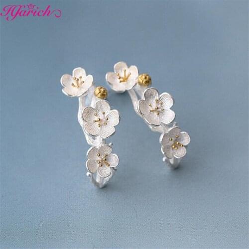 Fresh Sweet Cherry Blossom Stud Earrings Women Silver Color Jewelry Cute Mini Flowers Bird Feather Wedding Party Ear Accessories
