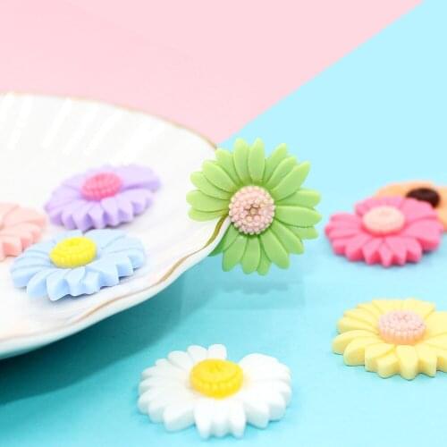 Kawaii Daisy Flower Resin Cabochons Ornament Accessories 20pcs 27mm Colorful Plastic Jewelry Cameo Patch Gir Hair Clip Pin DIY