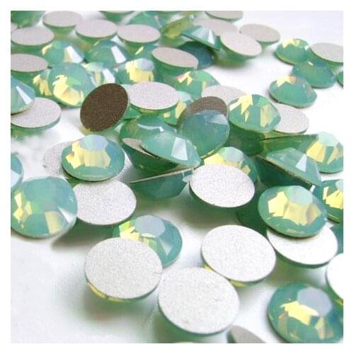 2018 New arrival Green Opal Non hot fix Nail Rhinestones Crystal swarovsky Glue On Rhinestones Loose Strass for Nails Acessories