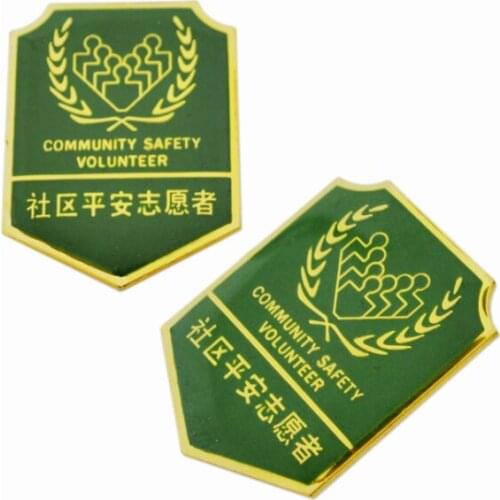 Soft enmale pin with epoxy,fashion,customised size