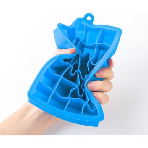 ZEMEN Ice Tray Box 24 Compartment Silicone Ice Tray Tray Mold Square Ice Tray Maker Fruit Popsicle Ice Cream Mold for Bar Family