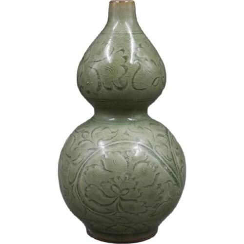 Chinese Old Porcelain Cracked Glazed Carved Gourd Bottle
