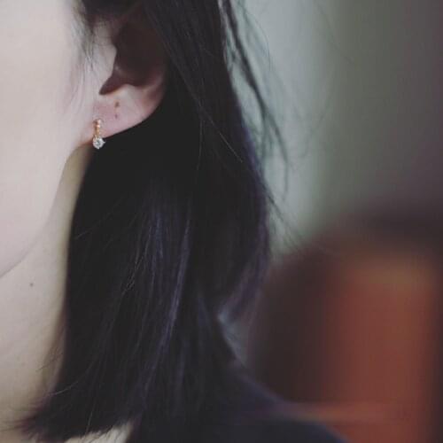 Classic Four Claw Crystal Gold Plated Earrings Fashion Women Rhineston Mini Earrings Fashion Womens Wedding Engagement Jewelry