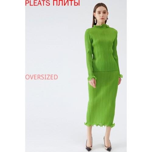 New Light Mature Style Casual Suit Tshirt Women Fresh A-line Half Skirt Suit Women 2 Piece Set Women Pleats Skirts Set