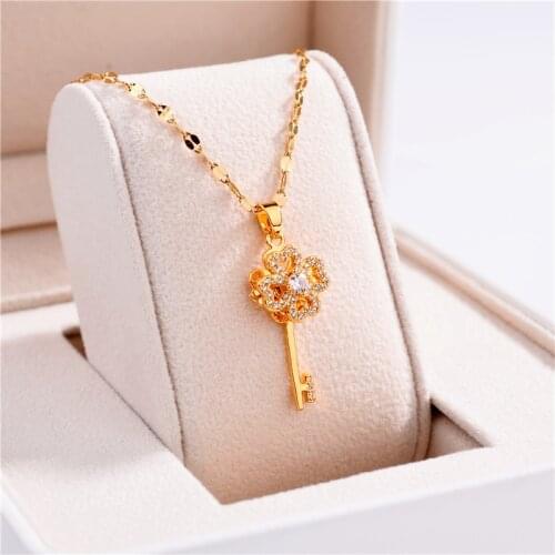Trendy Luxury Rotatable Crystal Flower Key Pendant Women Necklaces Ladies Elegant Gold Color Wedding Jewelry Female Party Gift