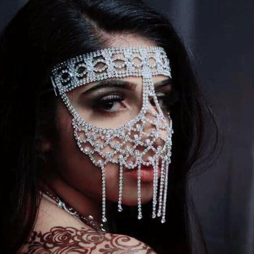 Luxury Rhinestone Tassel Chain Face Masquerade Veil Mask Jewelry for Women Bling Crystal Hollow Mask Wedding Face Accessories