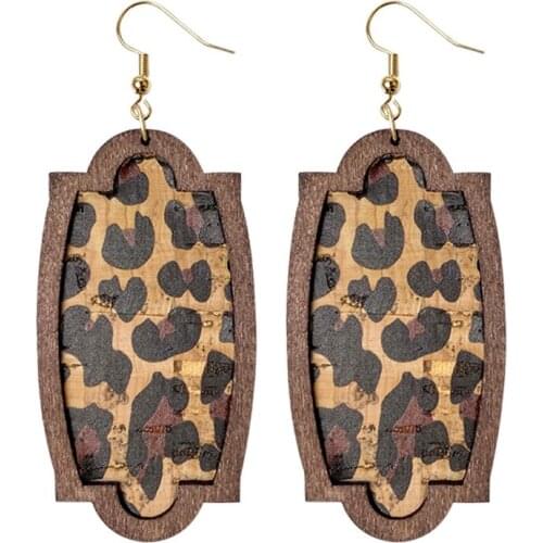 2021 New Wood Base Natural Cork Earrings for Women Designer Jewelry Leopard Print Leather Mermaid Oval Dangle Earrings Wholesale