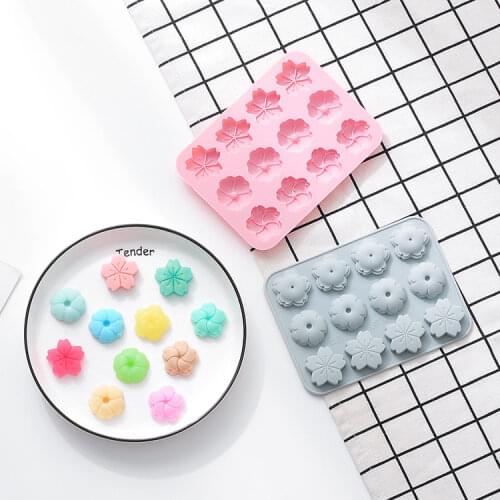 12 Flower Shaped Silicone Cake Mould Jelly Pudding Chocolate Ice Cube Oven Mould Baking Cake Fudge Decoration Tool