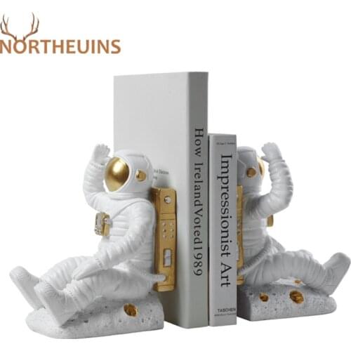 NORTHEUINS Resin Astronaut Bookend Figurines Cosmonaut Statue Miniature Statuette Souvenirs for Interior Home Decor Living Room