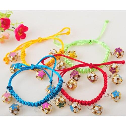 1pc Cute Hand Knitting Hollow Bell Small Cats Dogs Puppy Collar Chain Necklace Wedding Christmas Party Bowtie Random Color