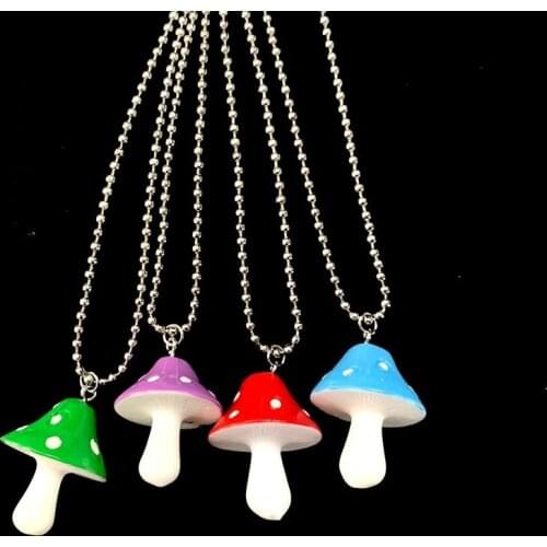Fashion Cartoon Imitation Mushroom Pendant Necklace For Women Personality Simple Cute Resin Pendant Girl Daily Charm Jewelry