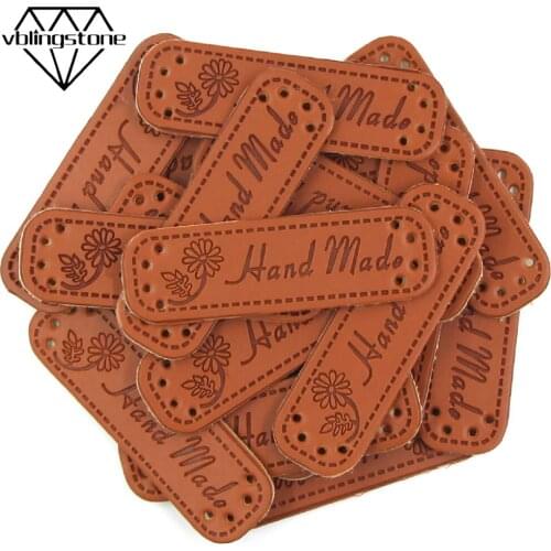 50Pcs Wholesale Flower Handmade Labels PU Leather Tags Daisy Shape Hand Made Knitting Labels For Clothes Gift Sewing Supplies