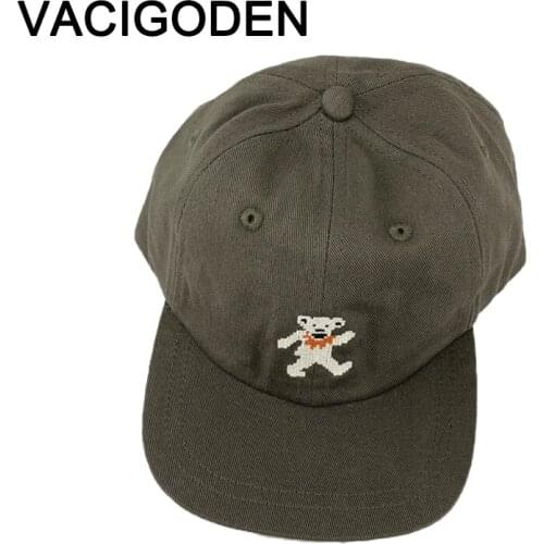 VACIGODEN Children Flat Brim Baseball Cap Boys Autumn Cotton Cap Girls Spring Casual Cute Bear Embroidered Sun Visor