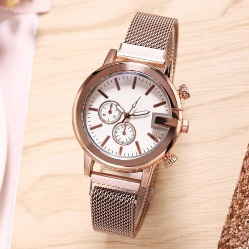 DOOBO Classic Ladies Watch