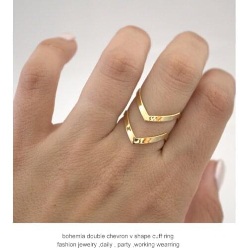 Oly2u Punk Double V Line Shaped Finger Ring for Women Boho Chevron Knuckle Midi Finger Adjustable Rings