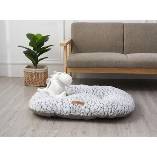 Winter Autumn Thickened Soft Pet Bed House Dog Kennel Warm Comfort Sofa Sleeping Mats Cat Cushion Pet Products