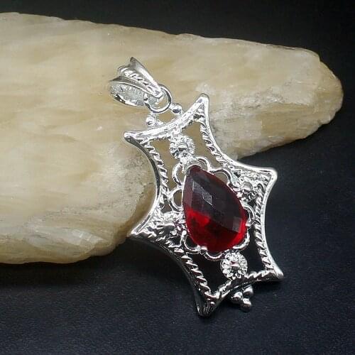 Gemstonefactory Jewelry Big Promotion 925 Silver Dashing Red Garnet Charm Women Ladies Mom Gifts Necklace Pendant 20213932