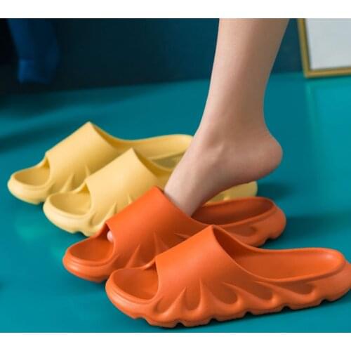 Women Thick Platform Slippers Summer Fashion EVA Soft Sole Beach Slide Sandals Men Couples Indoor Bathroom Anti-Slip Shoes Home