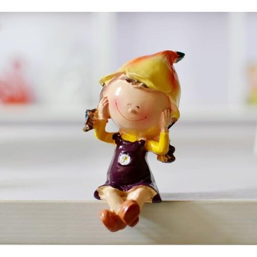 Cheap small ornaments Furnishings pastoral style personality clapboard home accessories resin crafts three no people