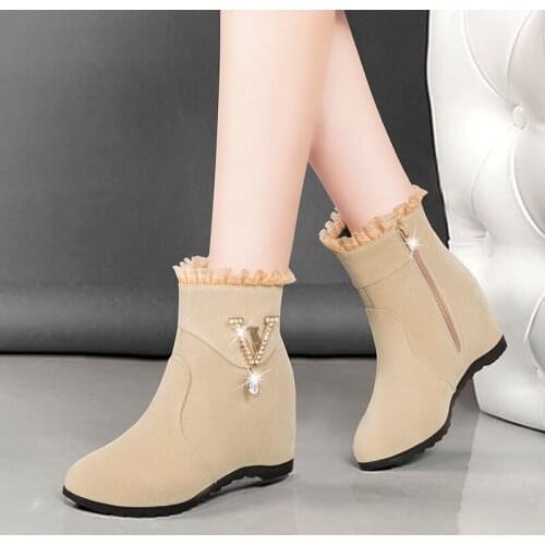 The New Ladies Boots for Autumn and Winter Increase In All-match Rhinestone Platform Boots Plus Cashmere